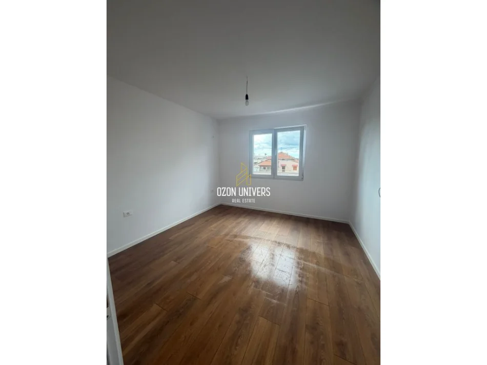 Tirane, shitet apartament 1+1 Kati 5, 54 m² 98.000 € (Porcelan)