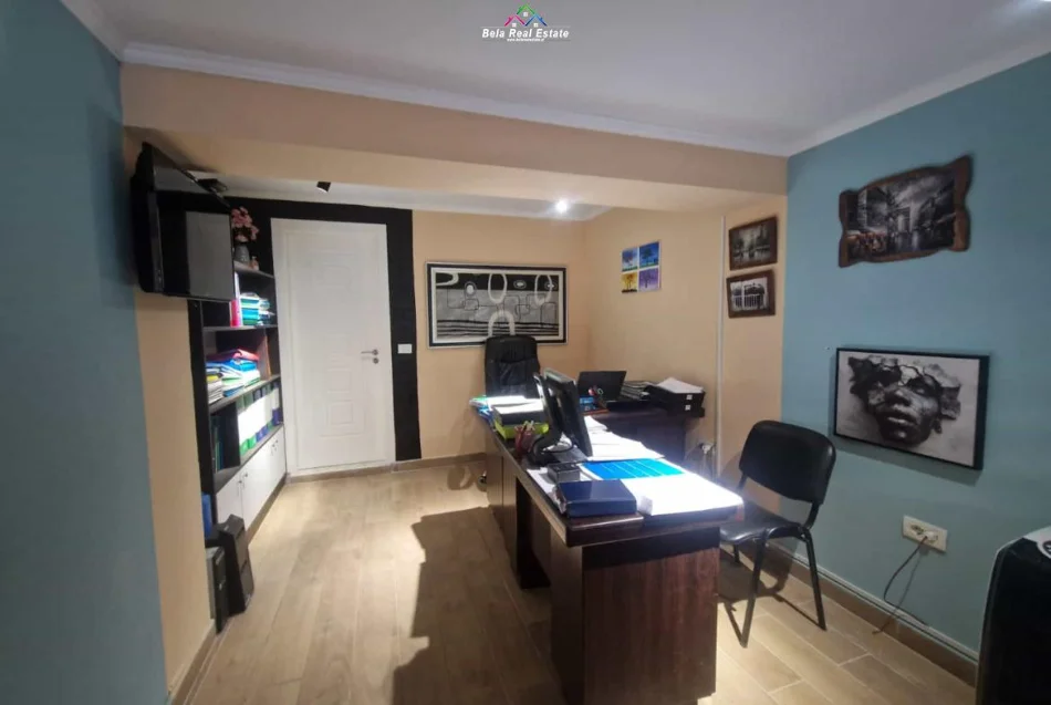 Tirane, shitet zyre Kati 0, 41 m² 105.000 € (Ish ekspozita)