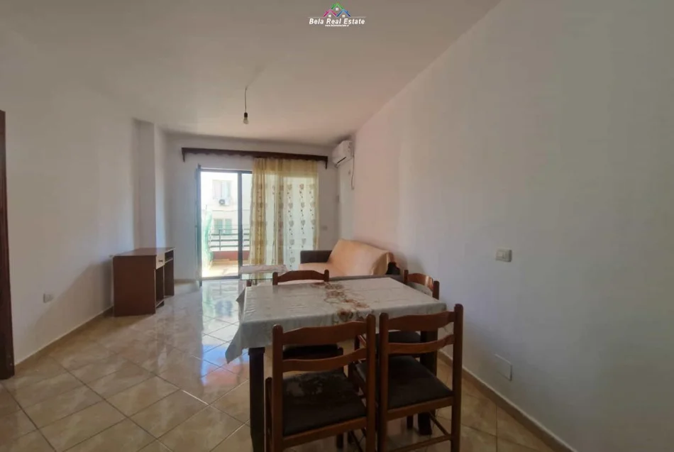 Tirane, jepet me qera apartament 2+1+Ballkon Kati 6, 80 m² 450 € (prane KMY)