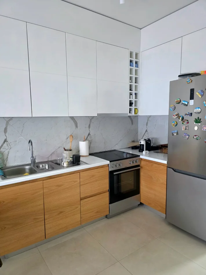 Tirane, shitet apartament 1+1 , 62 m² 220.000 € (Gjiri i Lalëzit)