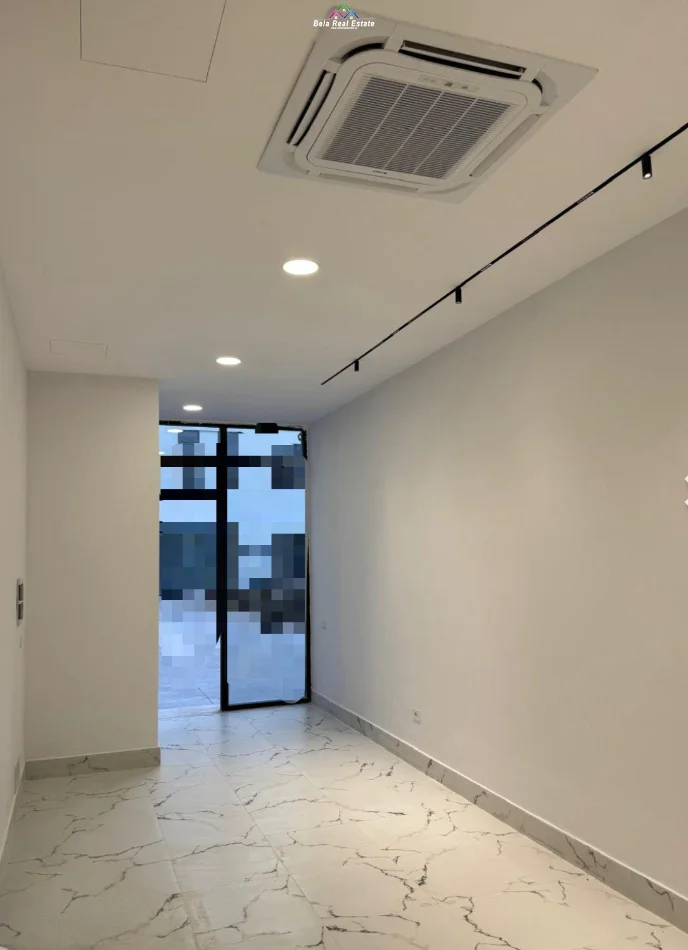 Tirane, shes dyqan Kati 0, 39 m² 213.400 € (mine peza)