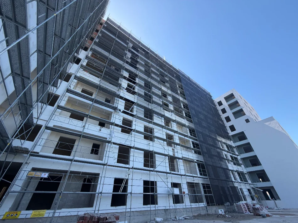 Tirane, shitet apartament 3+1+Ballkon Kati 8, 107 m² 91.000 € (Rrethi Ullirit, Kamez)