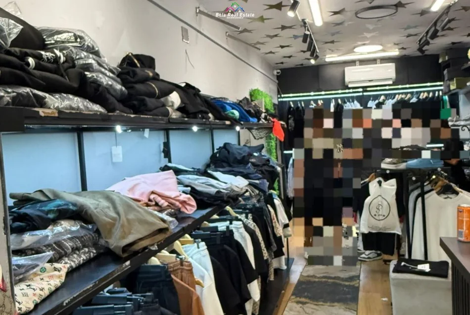 Tirane, jepet me qera dyqan Kati 1, 58 m² 830 € (Rruga Bardhyl)