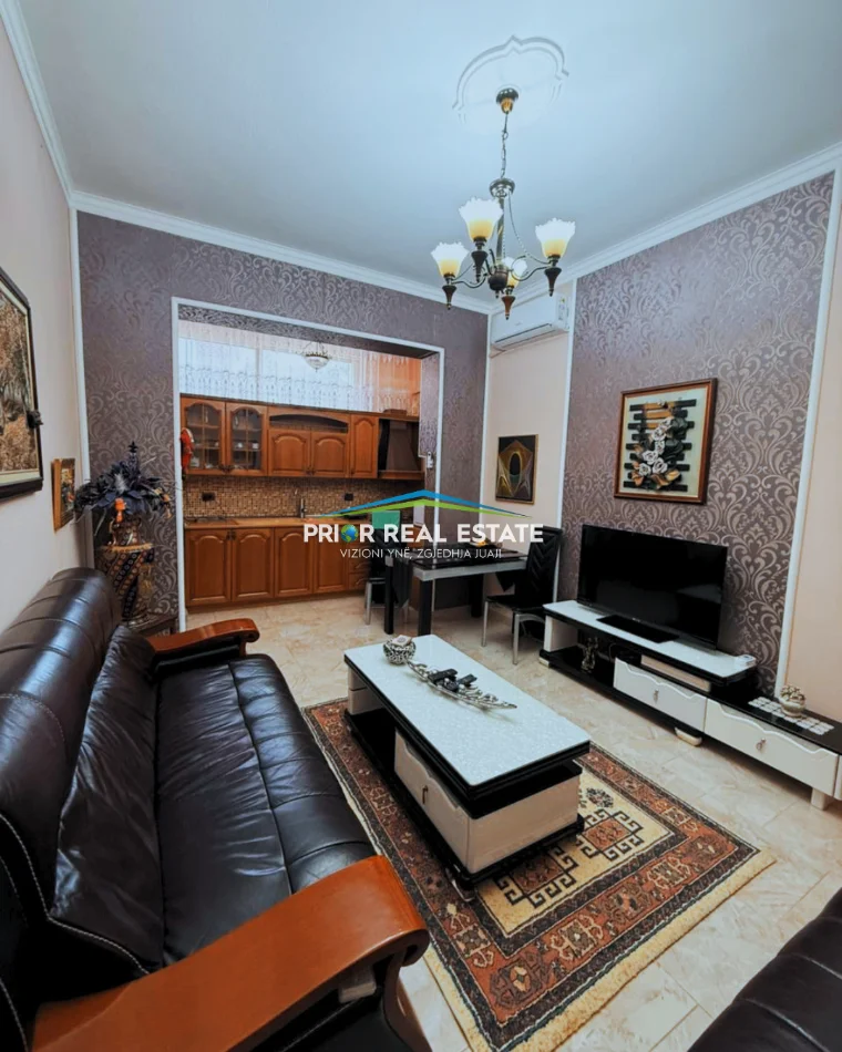 Shqiperi, jepet me qera apartament 2+1+Ballkon Kati 2, 65 m² 70.000 ALL