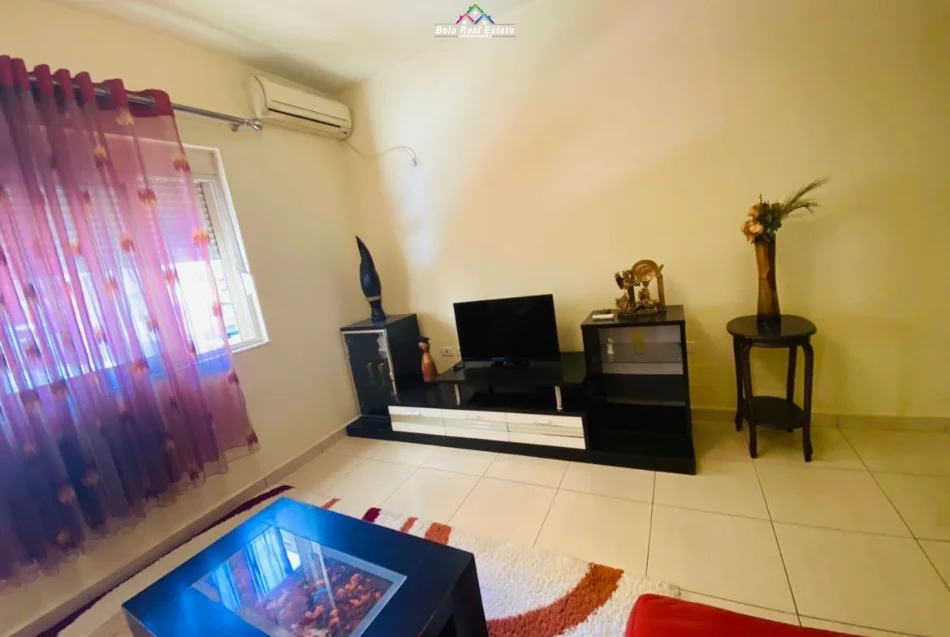 Tirane, jepet me qera apartament 1+1 Kati 1, 65 m² 470 € (Rruga Teodor Ruzvelt)