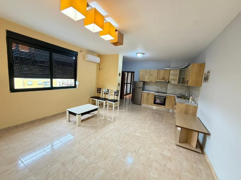 Tirane, jepet me qera apartament 2+1 Kati 7, 90 m² 580 € (Bulevardi Zhan Dark)