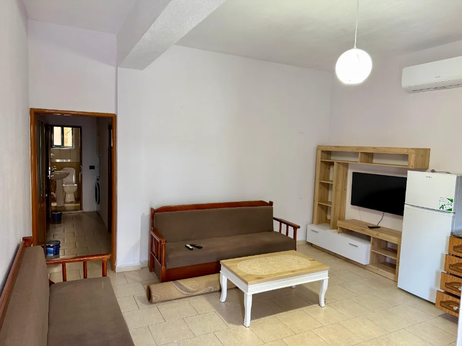 Tirane, jepet me qera apartament 1+1 Kati 1, 62 m² 350 € (Astir (Bulevardi i Ri))