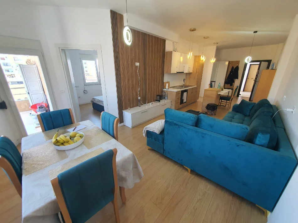 Durres, shes apartament 2+1 Kati 8, 85 m² 125.000 € (rruga pavarsia)
