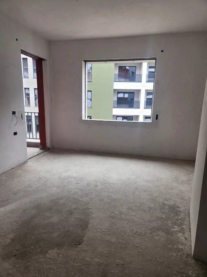 Tirane, shitet apartament 2+1 , 103 m² 115.159 € (Paskuqan)