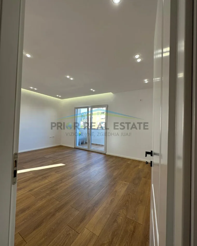 Tirane, shitet apartament 2+1 Kati 4, 75 m² 193.000 € 
