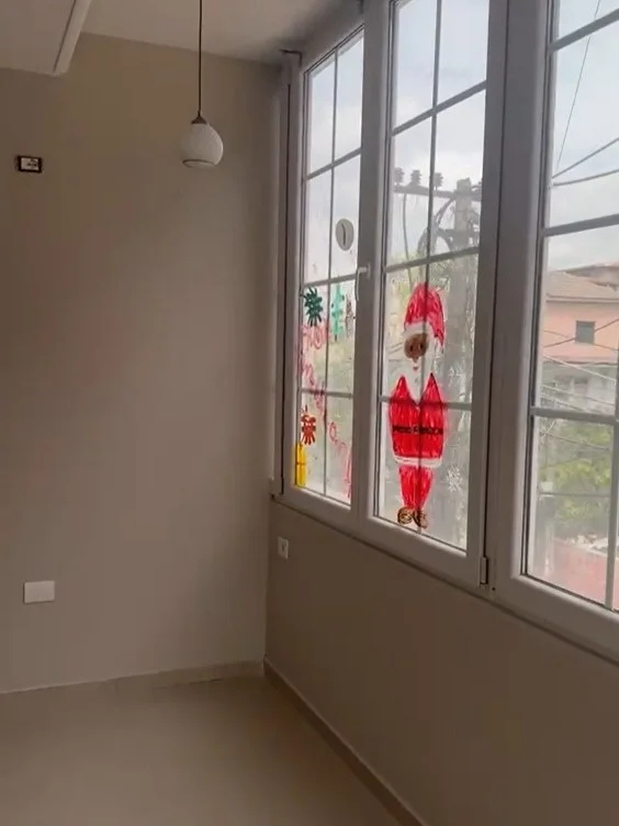 Tirane, jepet me qera apartament Kati 2, 40 m² 350 € (Concord Center, 5 Maji)