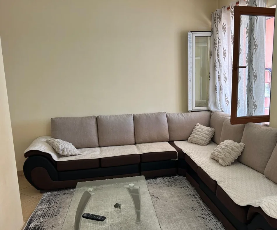 Tirane, shitet apartament 2+1 , 119 m² 150.000 € 