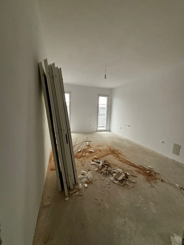 Tirane, shitet apartament 2+1 , 109 m² 130.800 € (Univers City)