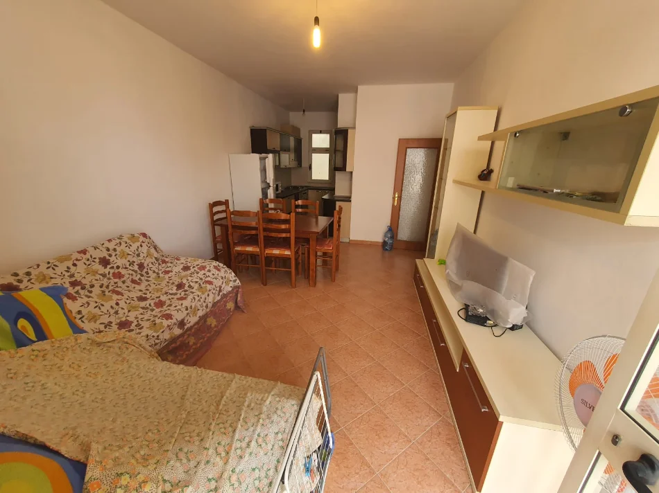Durres, shitet apartament 2+1+Ballkon Kati 5, 92 m² 125.000 € (rruga pavarsia)