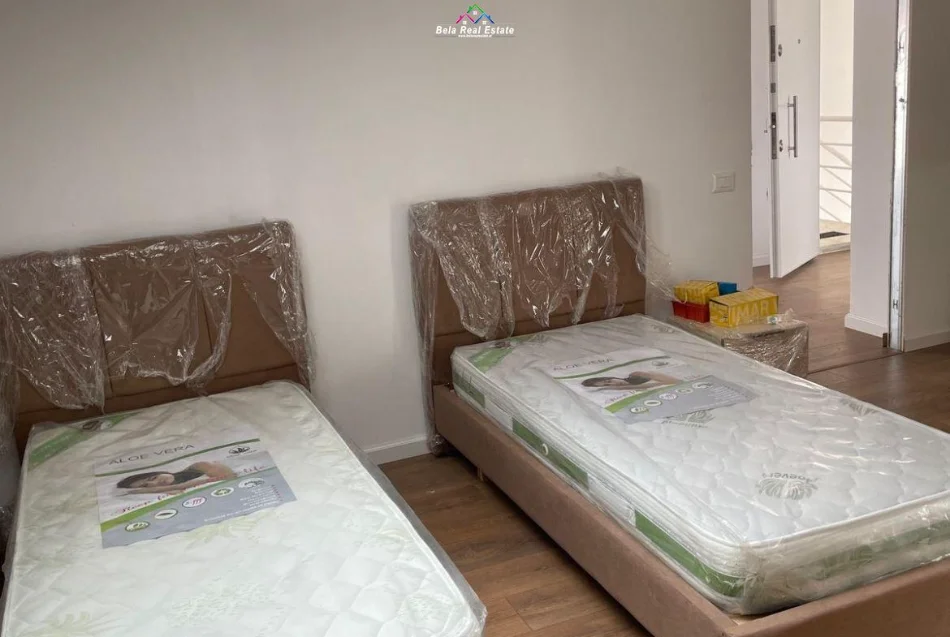 Tirane, jepet me qera apartament 2+1 Kati 7, 123 m² 470 € (Rruga Shefqet Kuka)