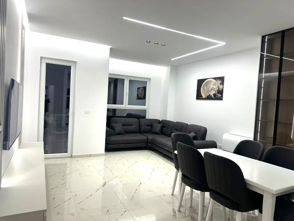 Tirane, jepet me qera apartament 2+1 , 95 m² 800 € (Rruga Dritan Hoxha)