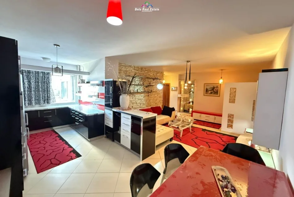 Tirane, jepet me qera apartament 2+1+Ballkon Kati 5, 98 m² 730 € (Prane Report TV)