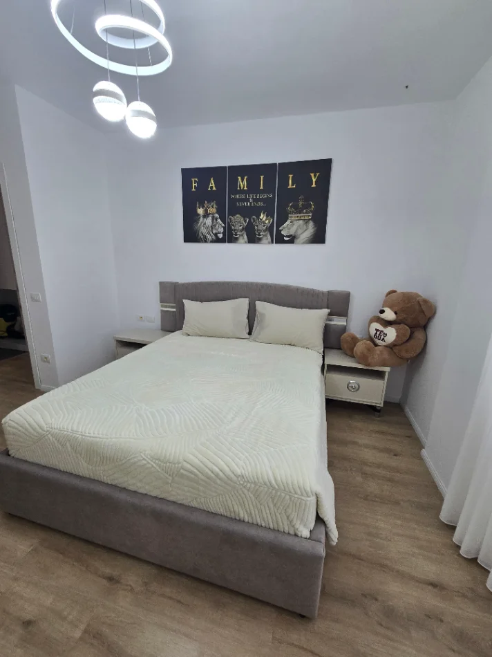 Tirane, shes apartament 1+1 Kati 3, 74 m² 139000(Rruga e Dajtit)
