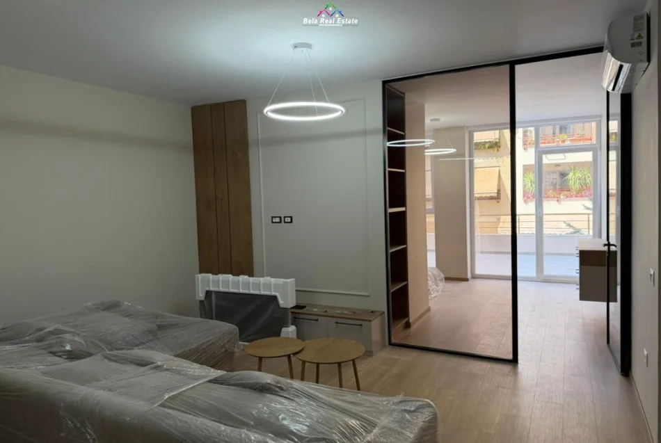 Tirane, jepet me qera apartament 1+1 Kati 2, 105 m² 780 € (Rruga Shyqyri Brari)