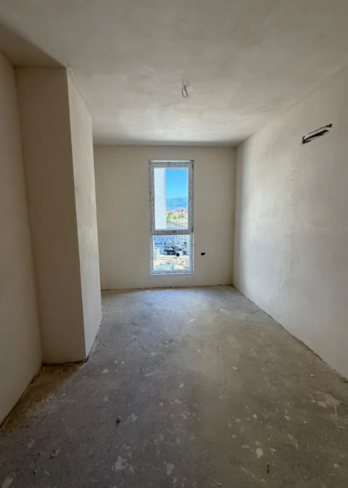 Tirane, shitet apartament 2+1 , 81 m² 95.000 € 