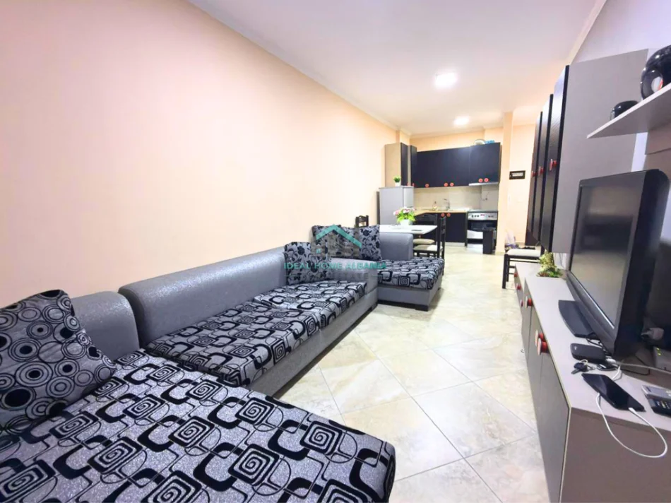 Vlore, shitet apartament 1+1+Ballkon Kati 6, 68 m² 162.000 € (Lungomare, vlore)