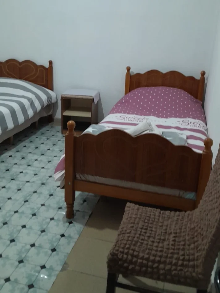 Tirane, jepet me qera apartament 2+1+Ballkon Kati 1, 86 m² 350 € (Allias)