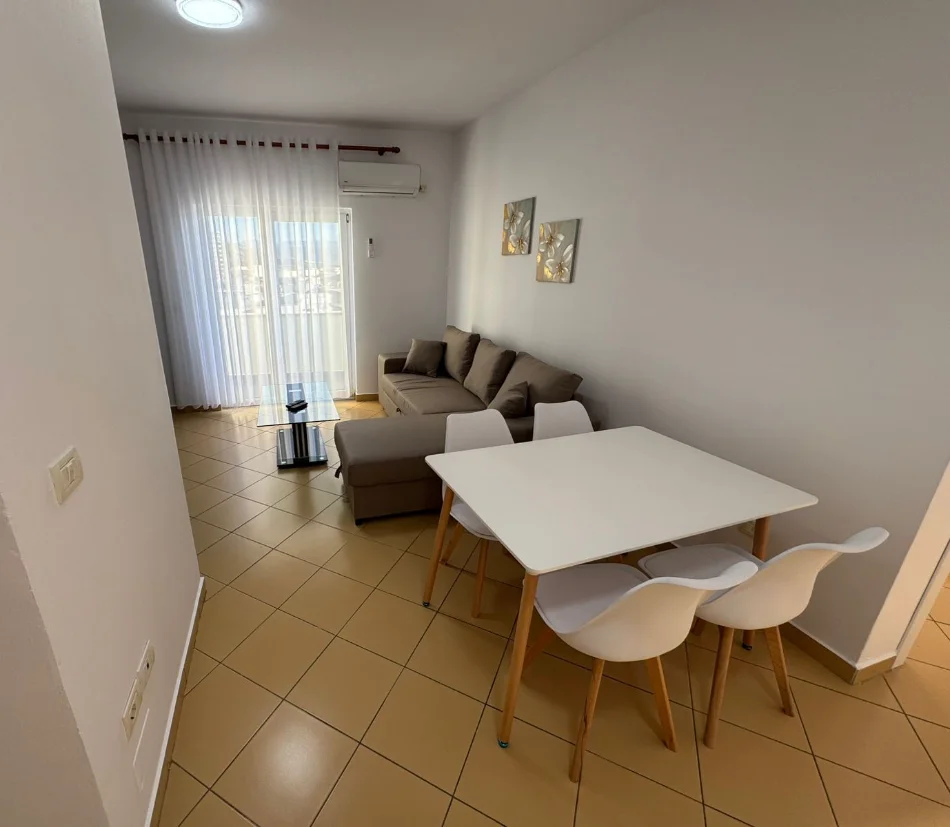 Shengjin, shitet apartament 1+1+Ballkon , 69 m² 100.000 € 