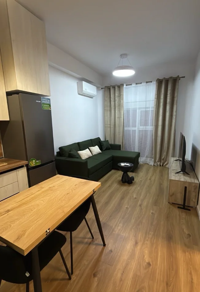 Tirane, jepet me qera apartament 1+1+Ballkon , 50 m² 400 € 