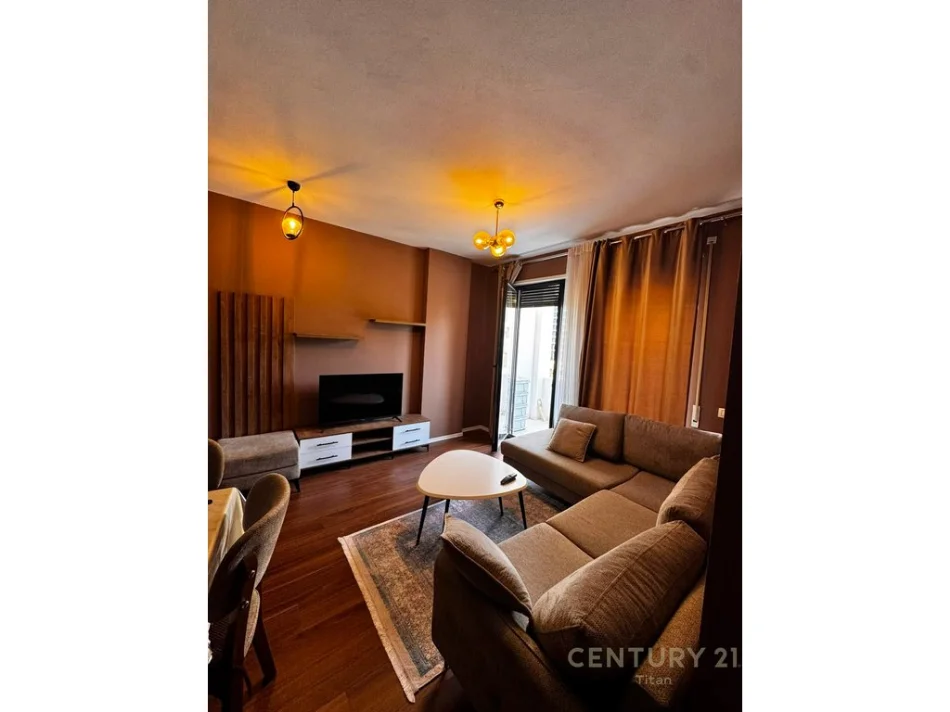 Tirane, shes apartament 2+1 Kati 1, 83 m² (Don Bosko)