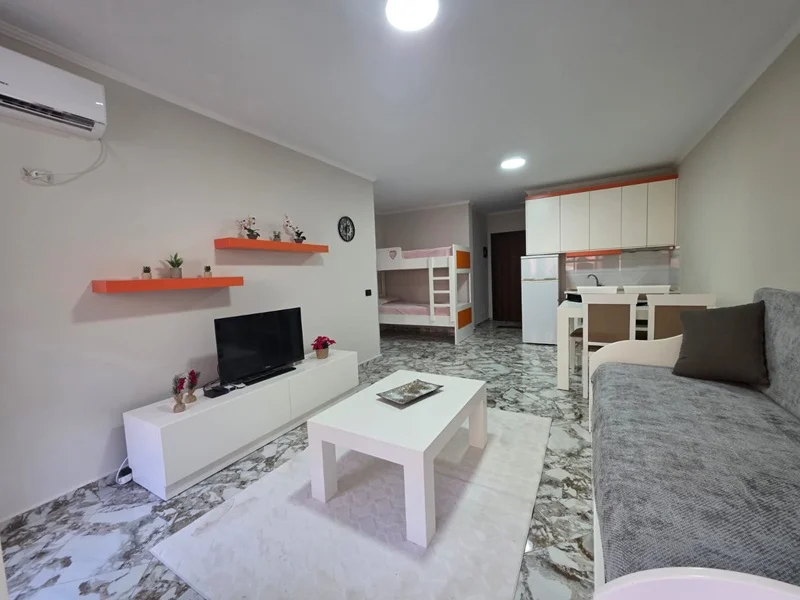 🏖️ SHITET APARTAMENT 1+1 NË SHËNGJIN – TWIN TOWERS 🌊
