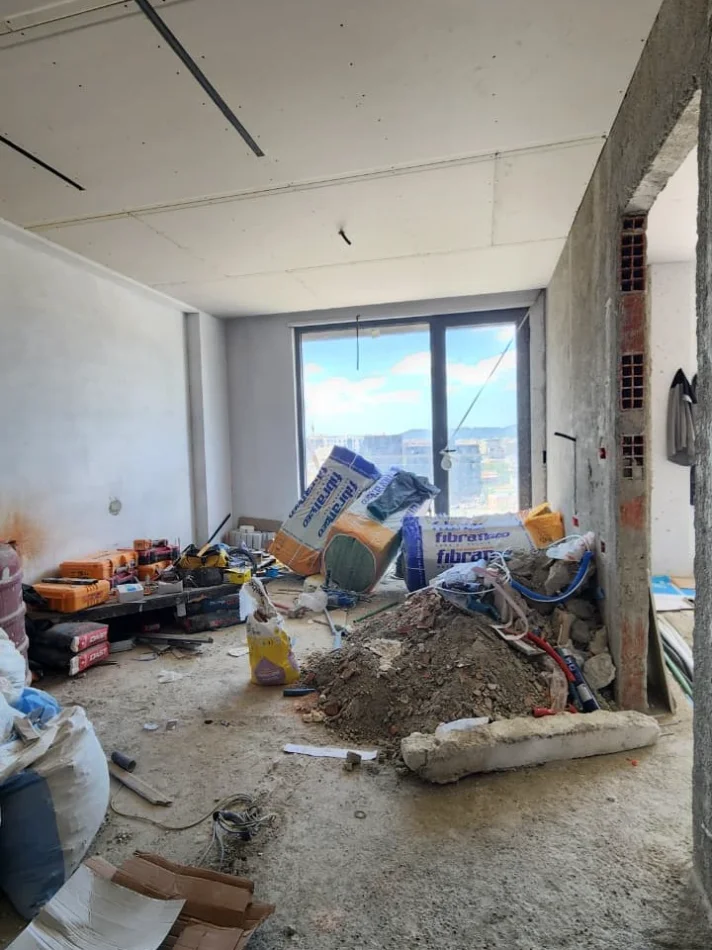 Tirane, shitet apartament 1+1+Ballkon , 47 m² 132.000 € 