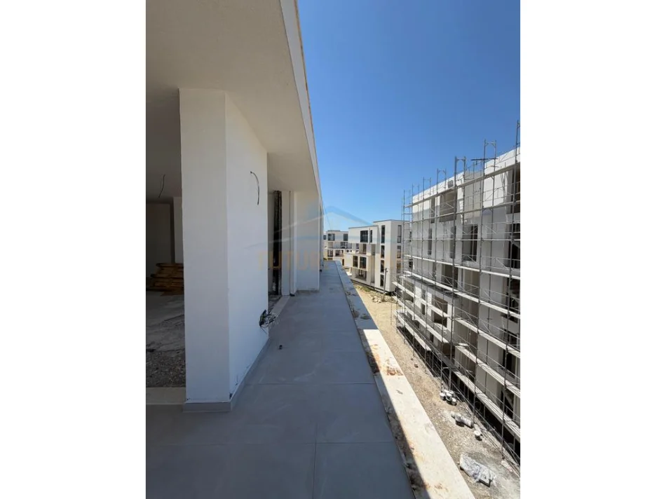 Gjiri Lalezit | Hamallaj, shitet apartament 2+1 Kati 3, 139 m² 370.000 € (Kompleksi Porto Lalëzi)