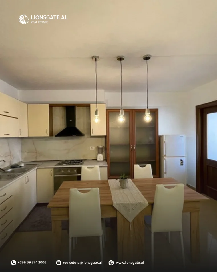 Tirane, jepet me qera apartament 2+1 Kati 5, 85 m² 680 €