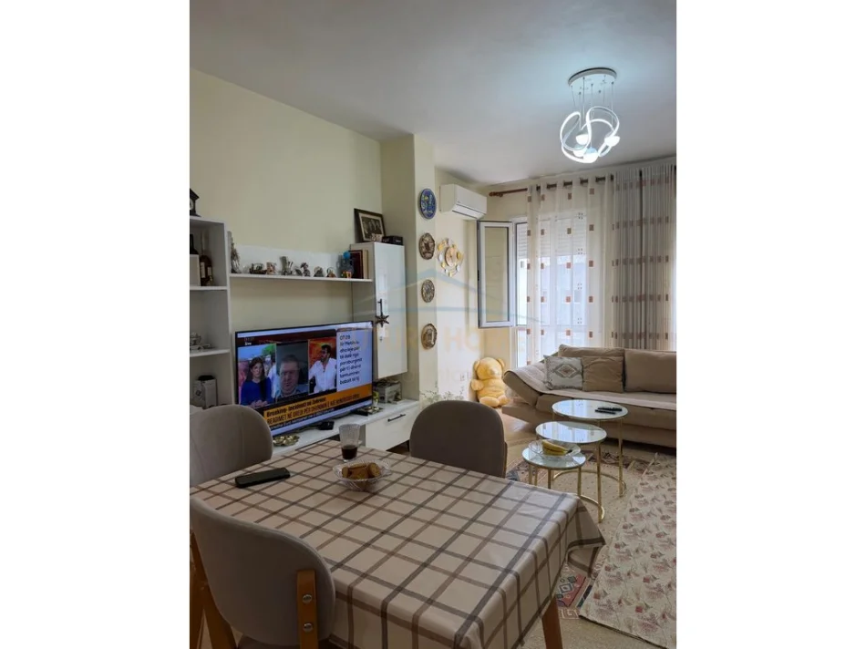 Tirane, shitet apartament 1+1 Kati 3, 70 m² 154.000 € (Kopshti Zoologjik)