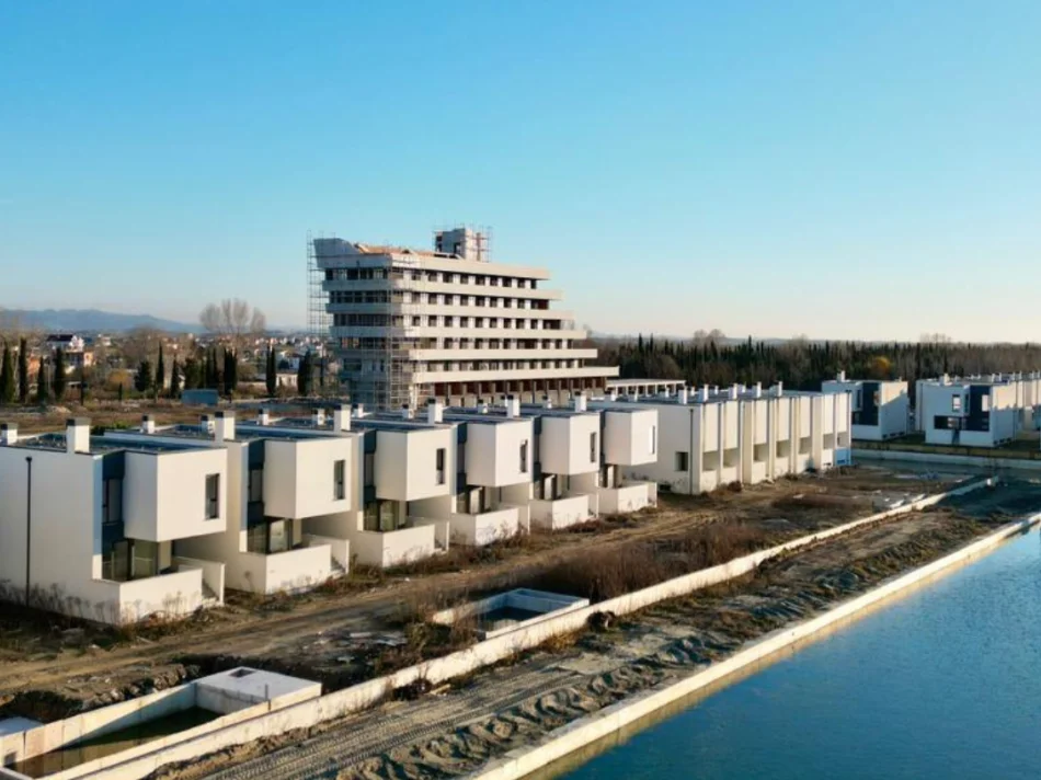 Durres, shitet Vile 3+1 , 686 m² 845.000 € (Turquoise Marina Rezidence, Hamallaj)