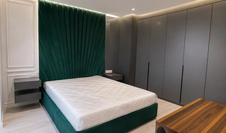 Tirane, jepet me qera apartament 1+1+Ballkon Kati 9, 75 m² 600 € (Rruga Teodor Keko)