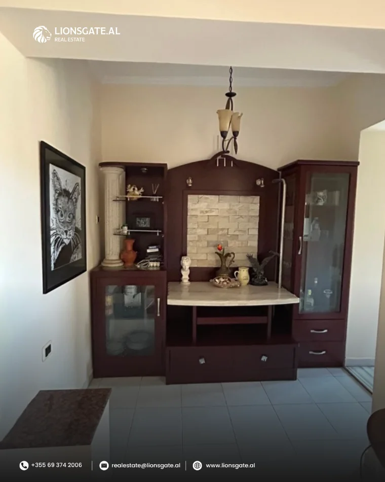 Tirane, jepet me qera apartament 1+1 , 60 m² 500 € 