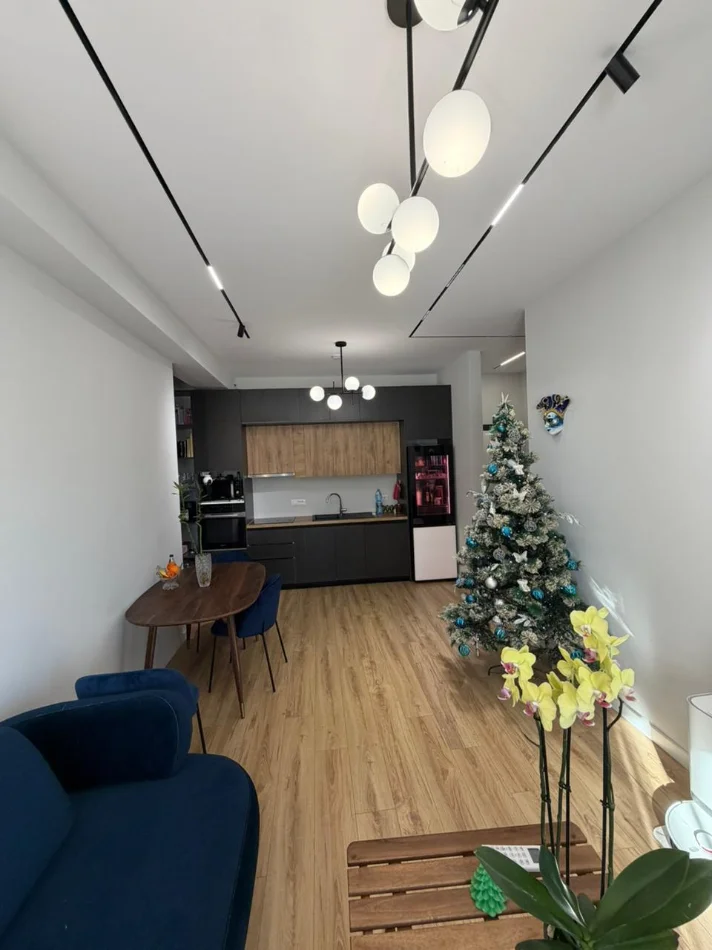 Tirane, shitet apartament 2+1 , 87 m² 220.000 € 