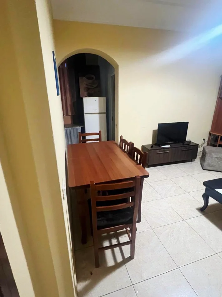 Tirane, jepet me qera apartament Kati 3, 90 m² 550 € 