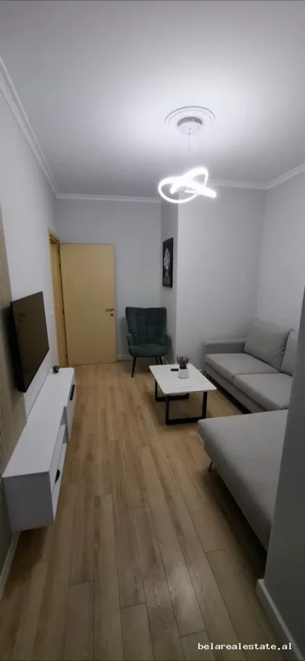 Tirane, shitet apartament 1+1 Kati 2, 57 m² 132.000 € (Rruga Zallit)