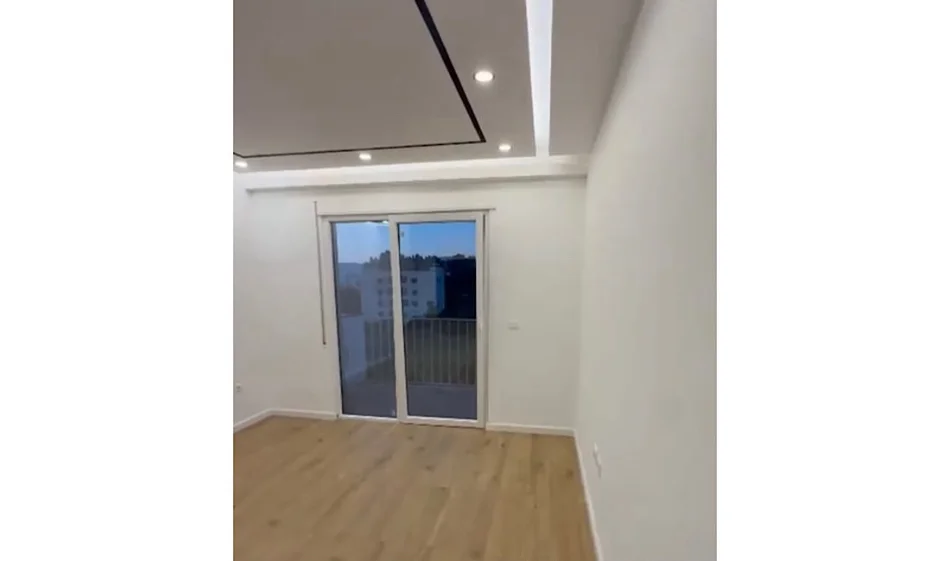 Tirane, jepet me qera apartament 1+1 Kati 3, 70 m² 450 € 