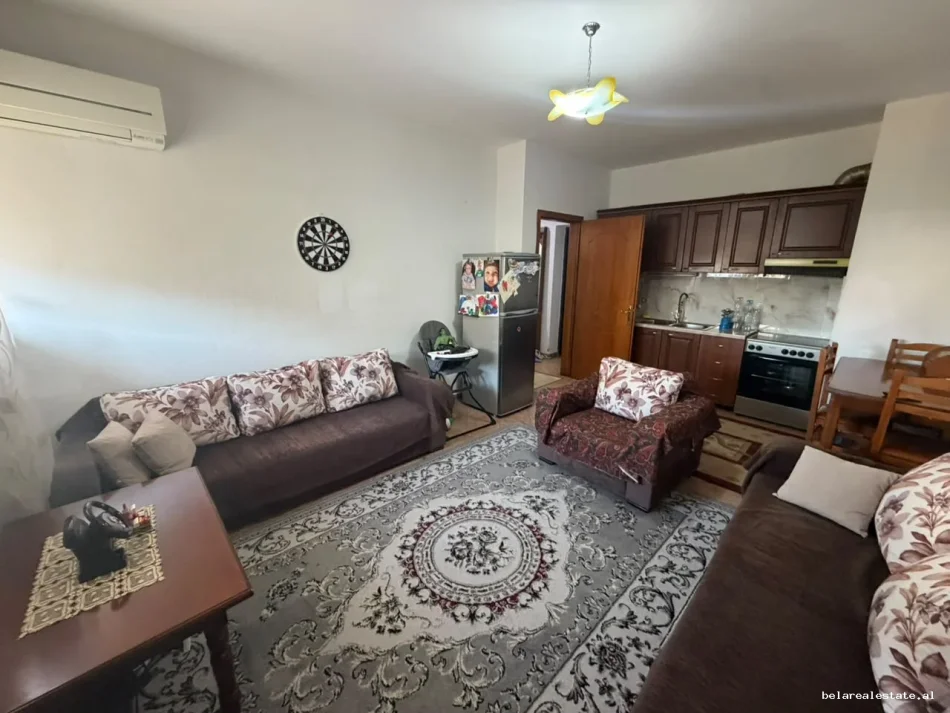 Tirane, shitet apartament 2+1 Kati 2, 89 m² 153.000 € (Rruga Besim Fagu)