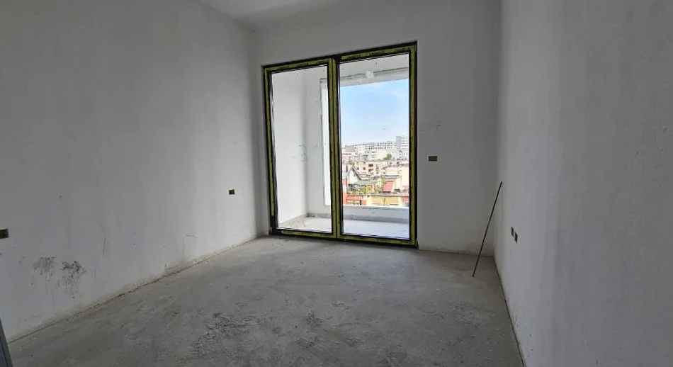 Tirane, shitet apartament 2+1 , 109 m² 326.400 € 