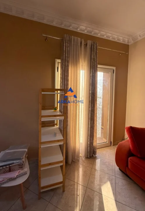 Tirane, jepet me qera apartament 1+1 Kati 2, 45 m² 375 € 