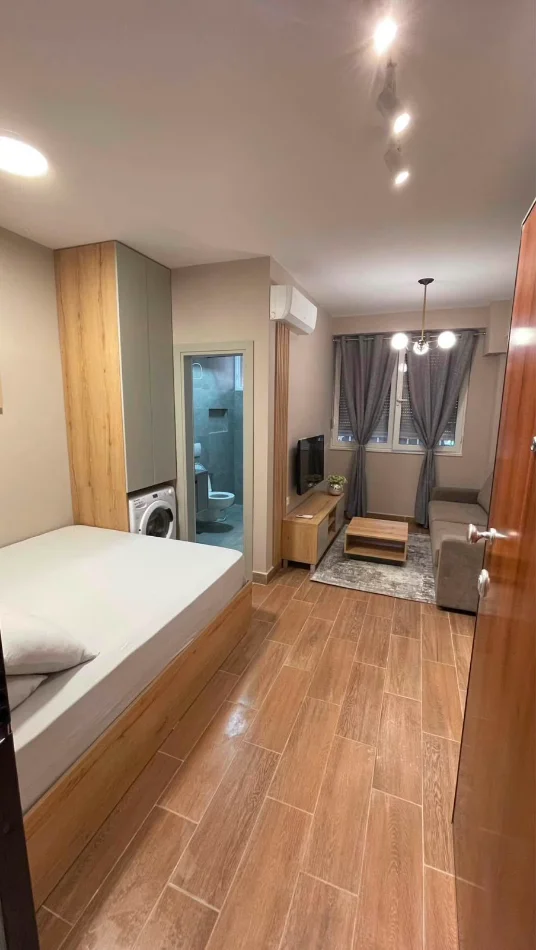 Tirane, jepet me qera garsonier Studio , 35 m² 450 € (Vasil Shanto)