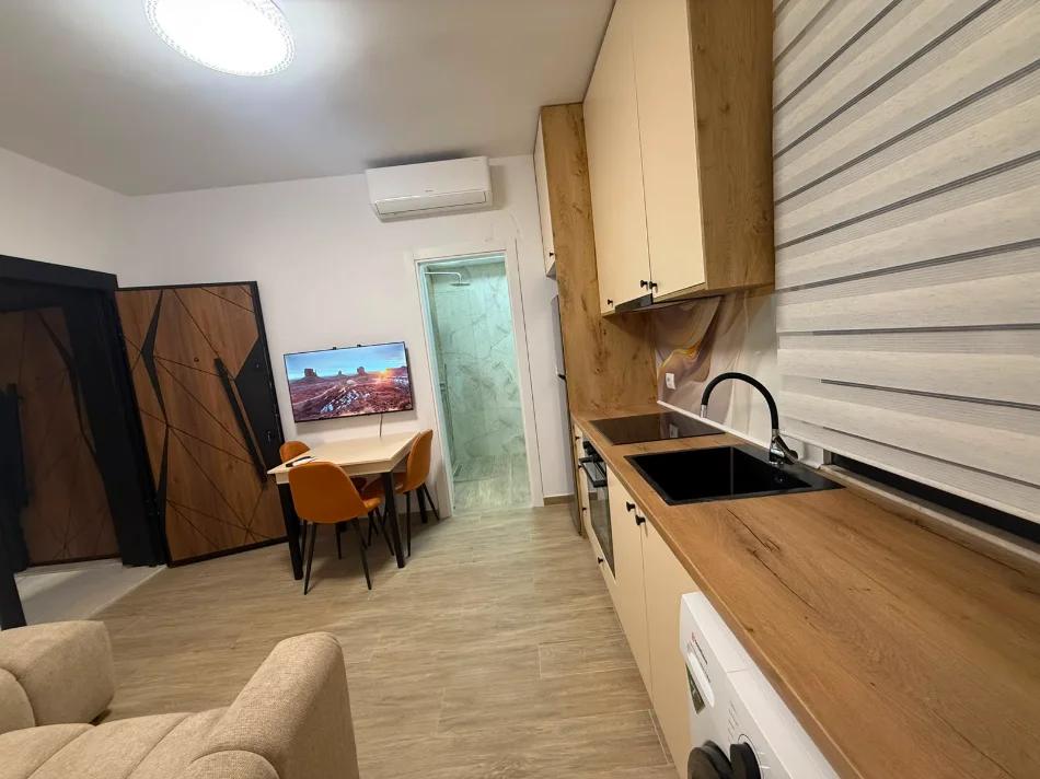 Tirane, jepet me qera apartament 1+1+Ballkon Kati 2, 60 m² 520 € (5 Maji)