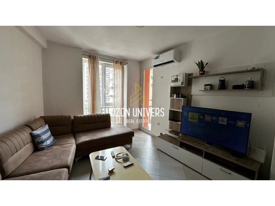 Tirane, jepet me qera apartament 2+1+Ballkon Kati 3, 111 m² 600 € (Kompleksi Jolla, Astir)