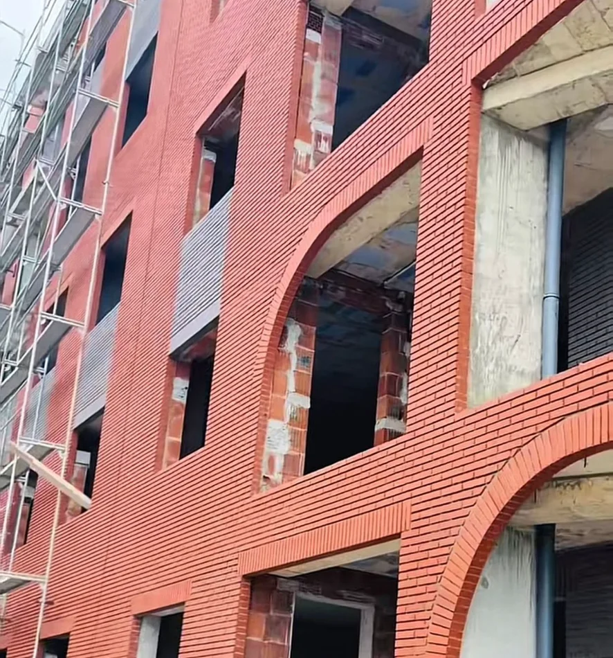 Tirane, shitet apartament 2+1 , 74 m² 77.950 € 