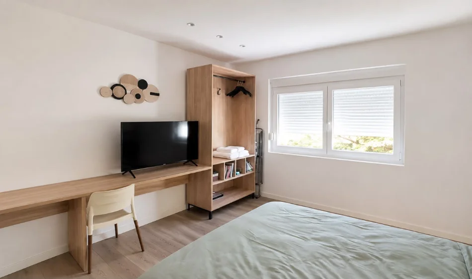 Tirane, jepet me qera garsonier Kati 2, 45 m² 600 € 
