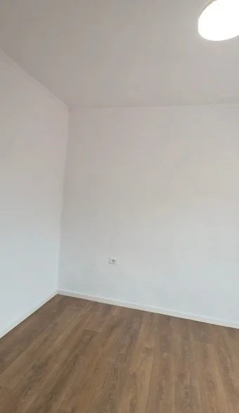 Tirane, shitet apartament 1+1 , 41 m² 122.000 € 